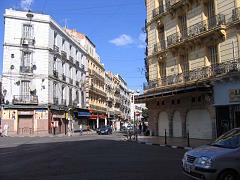 VOYAGE ORAN SEPTEMBRE 2006 318 15 sept. 06 -matin - BD CLEMENCEAU VERS LA MAIRIE